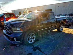 RAM 1500 SPORT 5.7L 8 2014