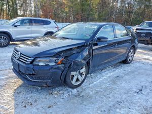 Volkswagen Passat SE 2.5L 5 2013