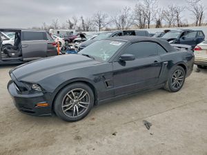 Ford Mustang 3.7L 6 2013