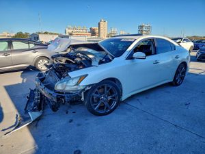Nissan Maxima S 3.5L 6 2013