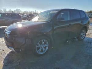 Mitsubishi Outlander SE 2.4L 4 2015