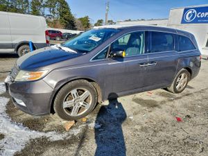 Honda Odyssey TOURING 3.5L 6 2013