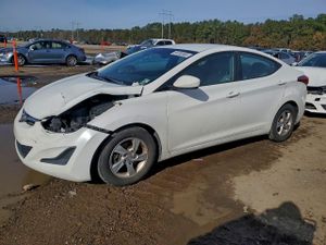 Hyundai Elantra SE 1.8L 4 2014