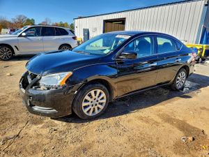 Nissan Sentra S 1.8L 4 2015