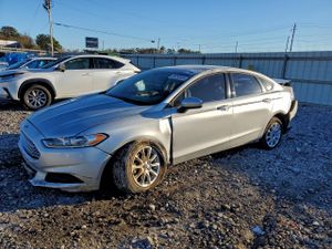 Ford Fusion S 2.5L 4 2015
