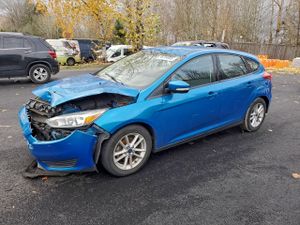 Ford Focus SE 2.0L 4 2015
