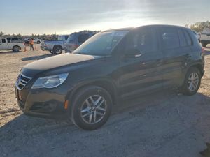 Volkswagen Tiguan S 2.0L 4 2011
