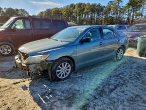 Toyota Camry BASE 2.5L 4 2011
