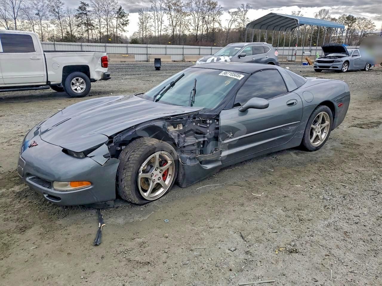 Chevrolet Corvette 5.7L 8 2003