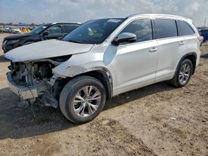Toyota Highlander XLE 3.5L 6 2015
