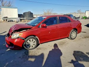 Toyota Corolla BASE 1.8L 4 2011