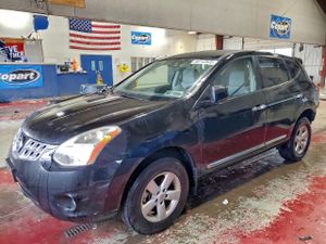 Nissan Rogue S 2.5L 4 2013