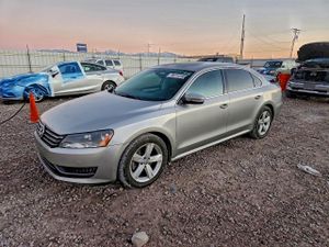 Volkswagen Passat SE 2.5L 5 2013