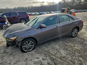Toyota Camry LE 2.5L 4 2015