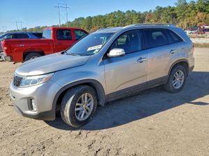 Kia Sorento LX 2.4L 4 2015