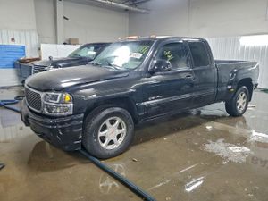 GMC Sierra K1500 DENALI 6.0L 8 2002