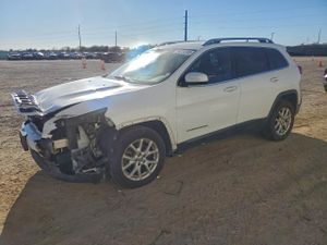 Jeep Cherokee LATITUDE 2.4L 4 2015