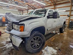 GMC Sierra K2500 SLT 6.6L 8 2013