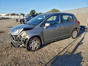 Nissan Versa S 1.8L 4 2012