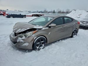 Hyundai Elantra GLS 1.8L 4 2013