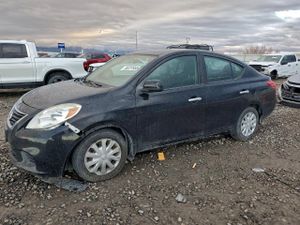 Nissan Versa S 1.6L 4 2013