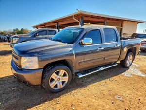 Chevrolet Silverado 1500 C1500 LT 5.3L 8 2011