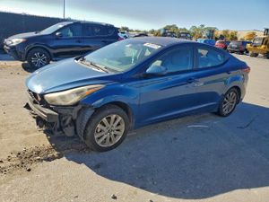 Hyundai Elantra SE 1.8L 4 2015