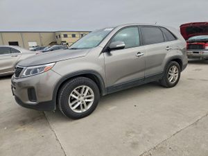 Kia Sorento LX 2.4L 4 2015