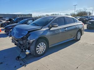 Nissan Sentra S 1.8L 4 2015