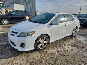 Toyota Corolla BASE 1.8L 4 2013