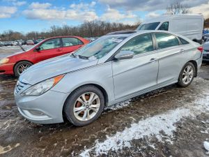 Hyundai Sonata SE 2.4L 4 2011