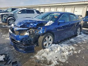 Toyota Camry BASE 2.5L 4 2011
