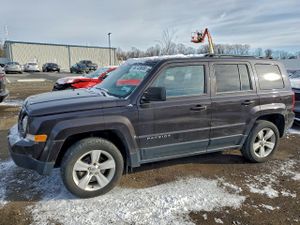 Jeep Patriot LATITUDE 2.4L 4 2014