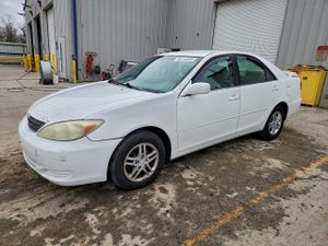 Toyota Camry LE 2.4L 4 2004
