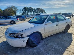 Toyota Camry CE 2.2L 4 1999