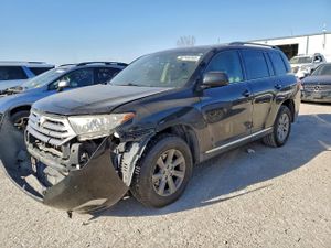 Toyota Highlander BASE 3.5L 6 2013