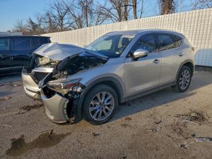 Mazda CX-5 GRAND TOURING 2.5L 4 2021