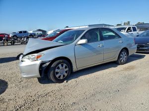 Toyota Camry LE 2.4L 4 2002