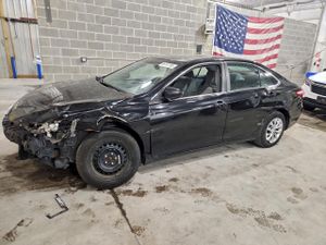 Toyota Camry LE 2.5L 4 2015
