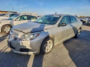 Chevrolet Malibu LS 2.5L 4 2013