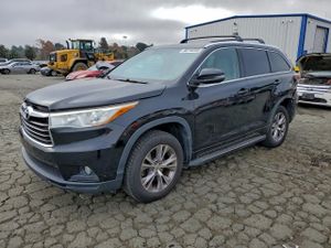 Toyota Highlander XLE 3.5L 6 2015