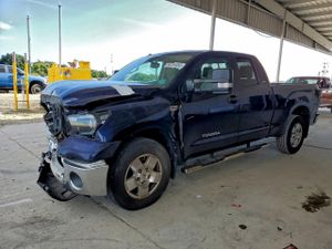 Toyota Tundra DOUBLE CAB SR5 5.7L 8 2013