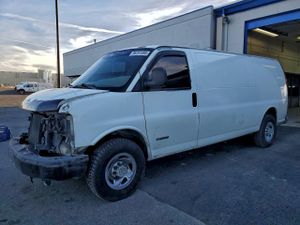 Chevrolet Express 6.0L 8 2004