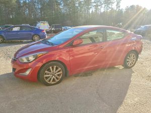 Hyundai Elantra SE 1.8L 4 2015