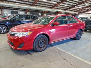 Toyota Camry BASE 2.5L 4 2012