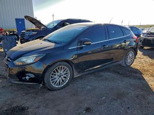 Ford Focus TITANIUM 2.0L 4 2014