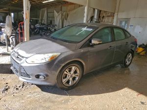 Ford Focus SE 2.0L 4 2014