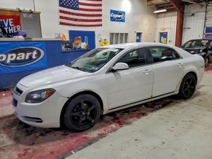 Chevrolet Malibu 1LT 2.4L 4 2011