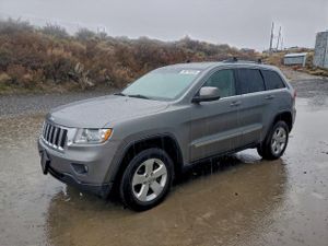 Jeep Grand Cherokee LAREDO 3.6L 6 2011
