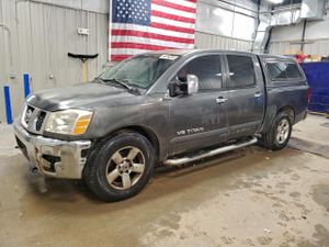 Nissan Titan XE 5.6L 8 2005
